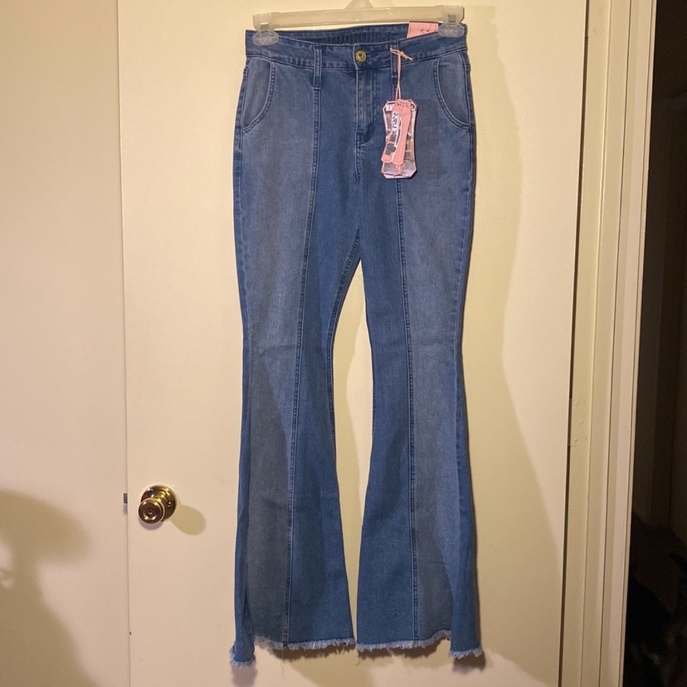 NWT Hydraulic Murray High Waist Bellbottom Jean